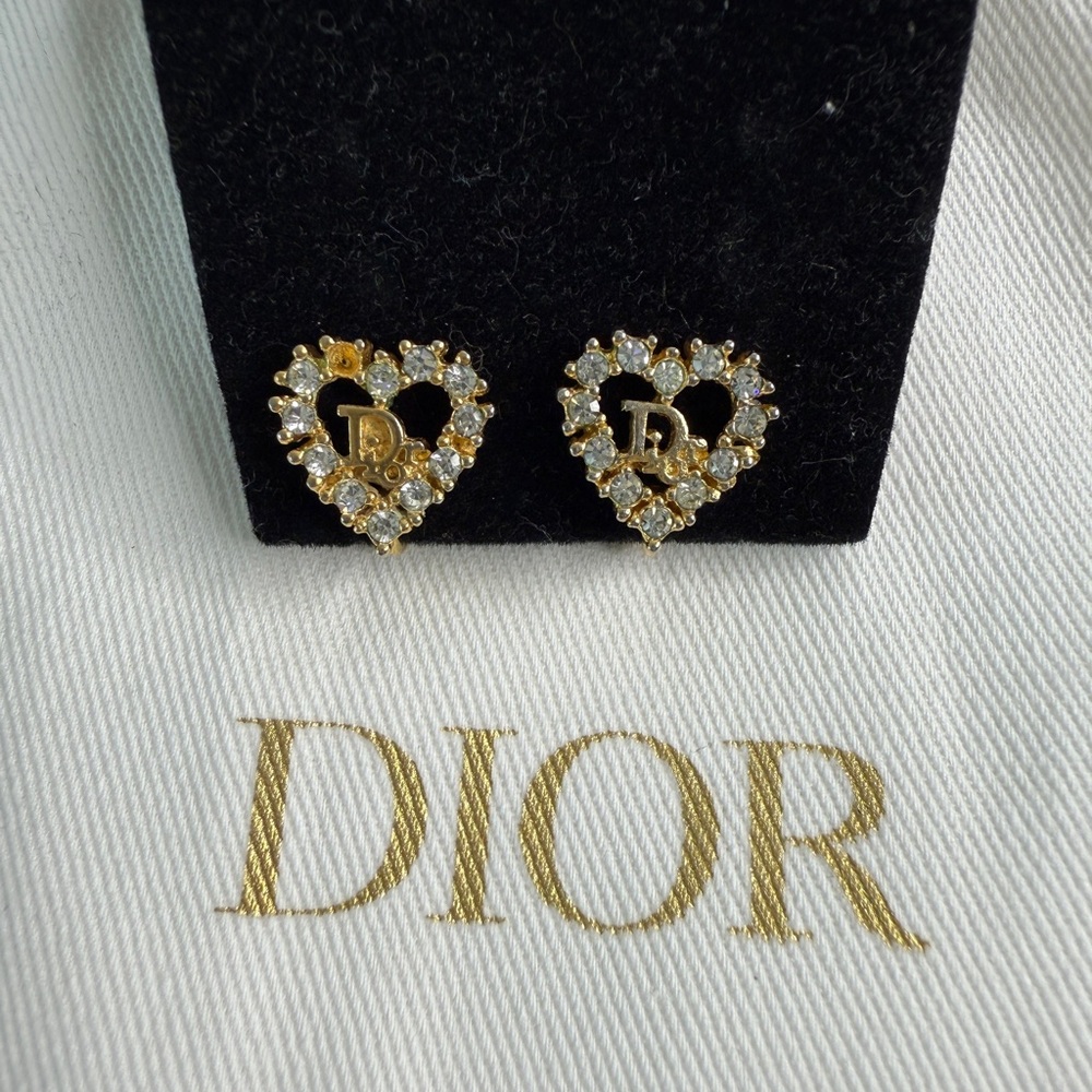Dior Gold Heart Clipons